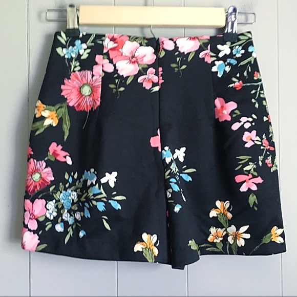 LEITH Black Floral Printed Retro Pin Up High Waisted Shorts Size XXS - Picture 8 of 9